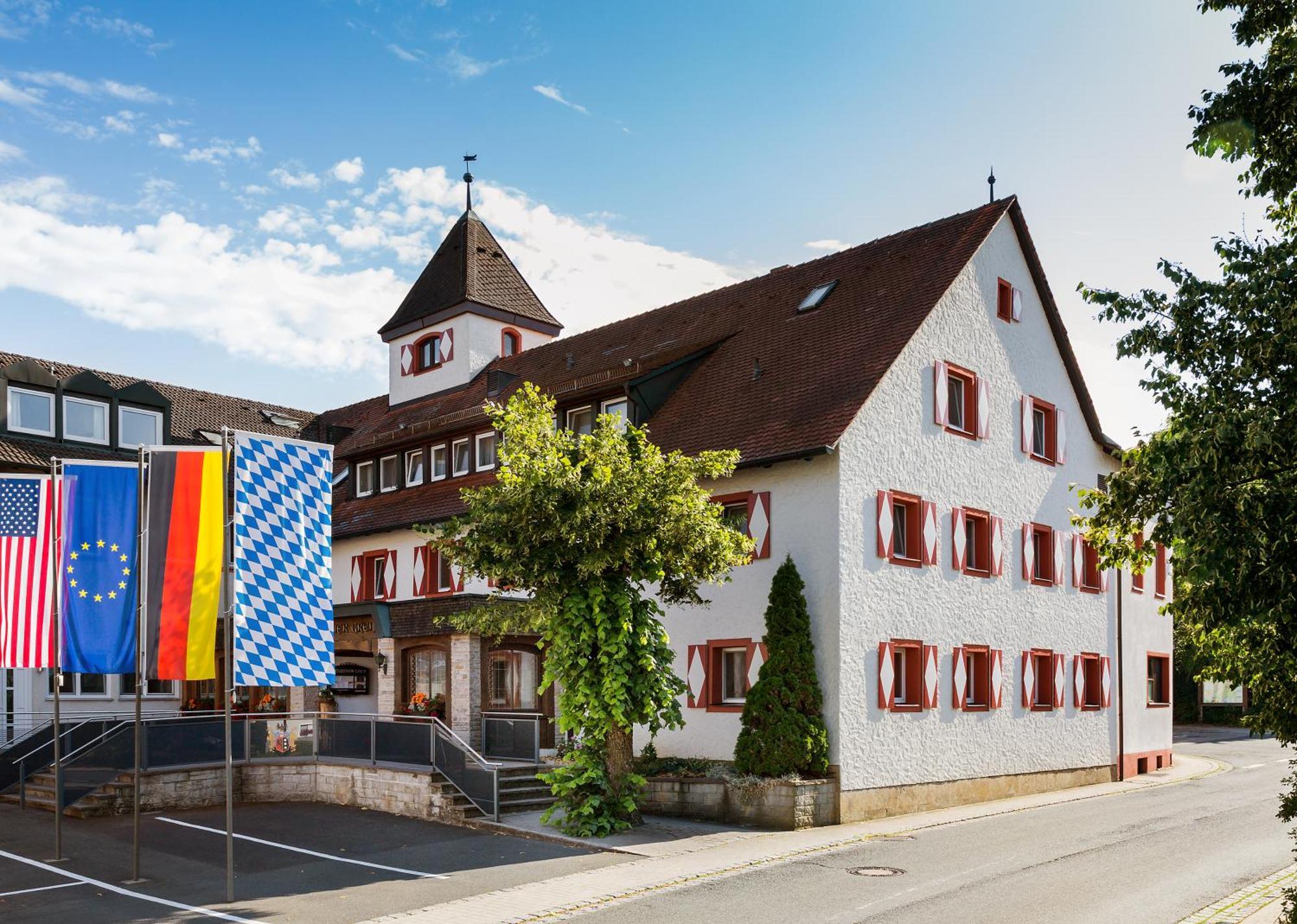 Wirtshaus & Hotel Goldener Greif Edelsfeld Exteriör bild